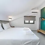 Aerino Luxury شقة فندقية 4*
