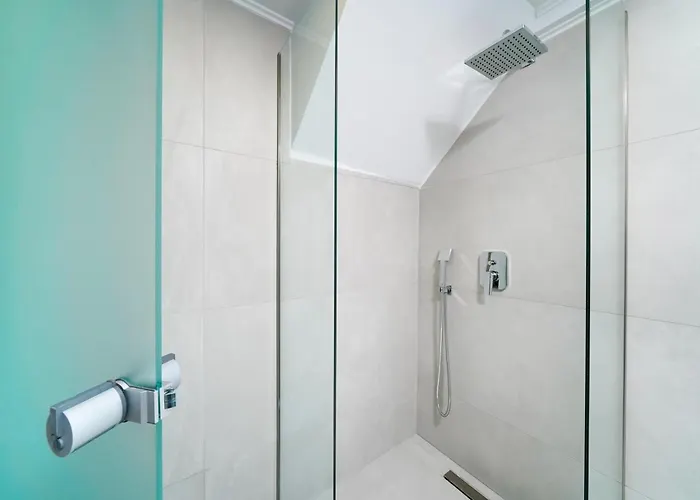 Aerino Luxury 4* خْريسيا أموذيا