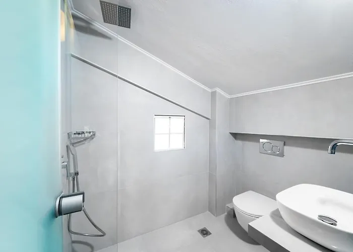 Aerino Luxury 4* خْريسيا أموذيا